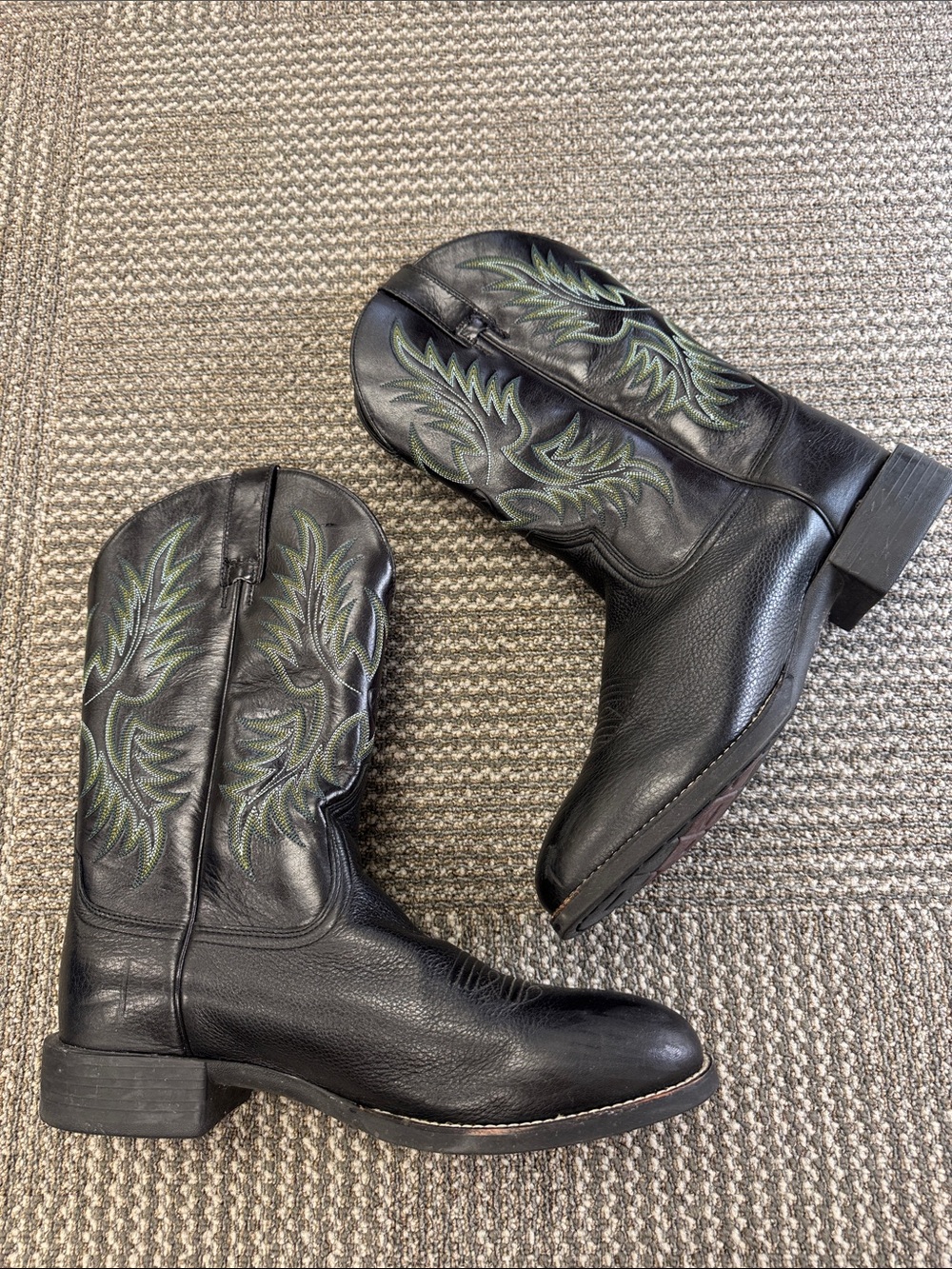 Ariat Men's Heritage Stockman Boots in Black Leather with Green Stitching, sz 11 - Picture 13 of 14